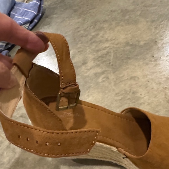 Universal Thread Brown Espadrille Sandals - Picture 6 of 7